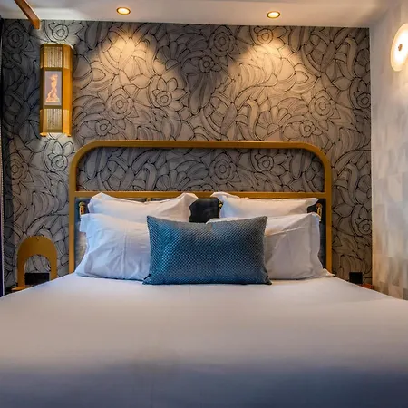 Du Cadran 4* Paris