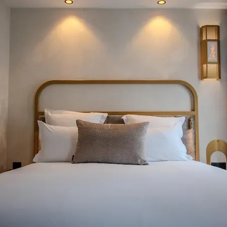 Du Cadran Hotel Parigi