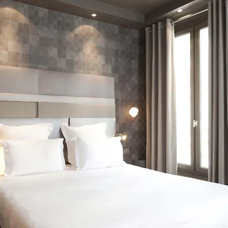 Du Cadran Hotel 4*