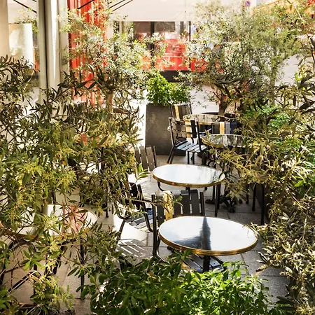 Du Cadran 4* Parigi
