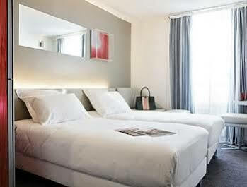 Hotel Du Cadran Paris