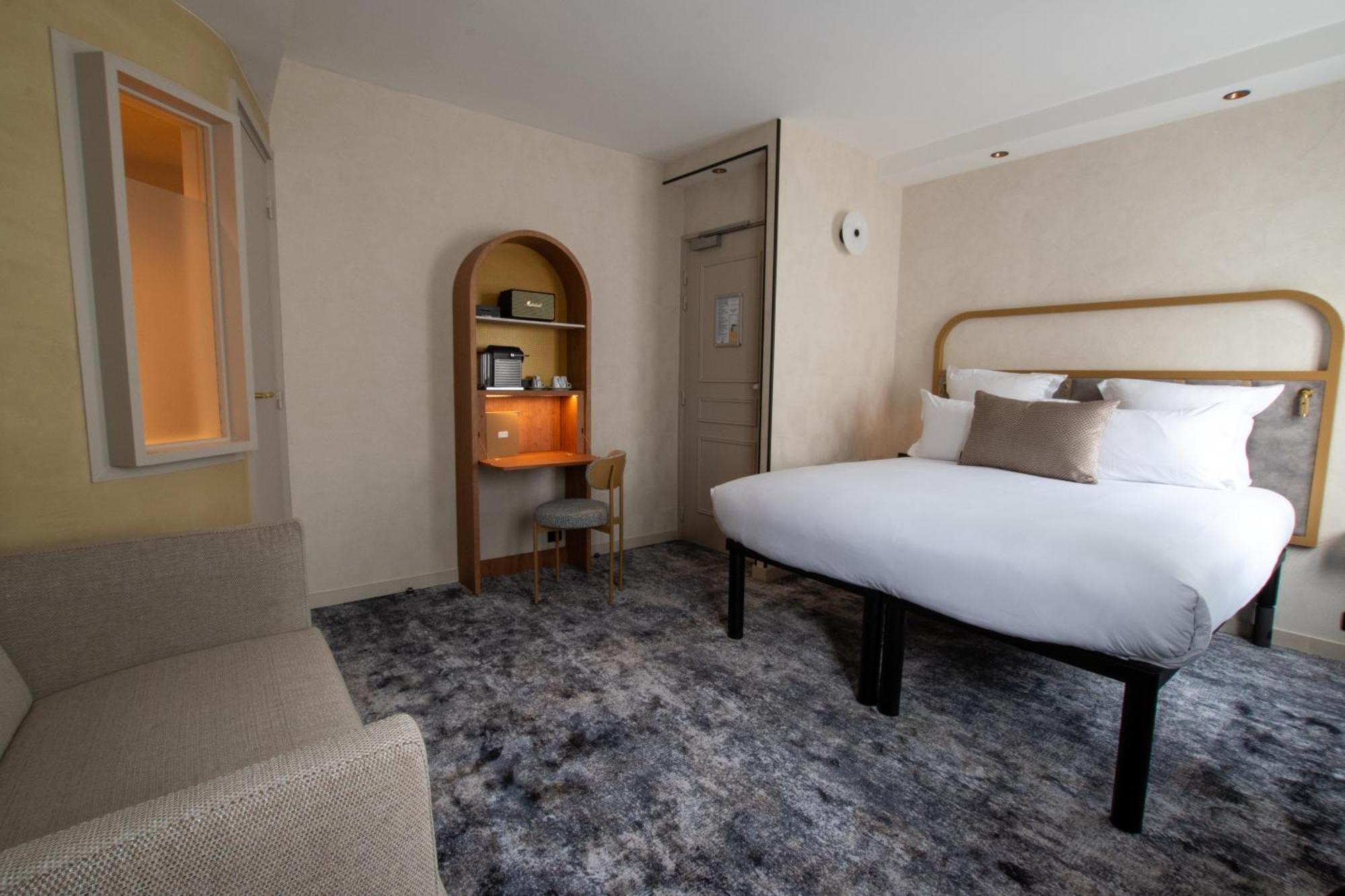 Du Cadran 4* Parigi