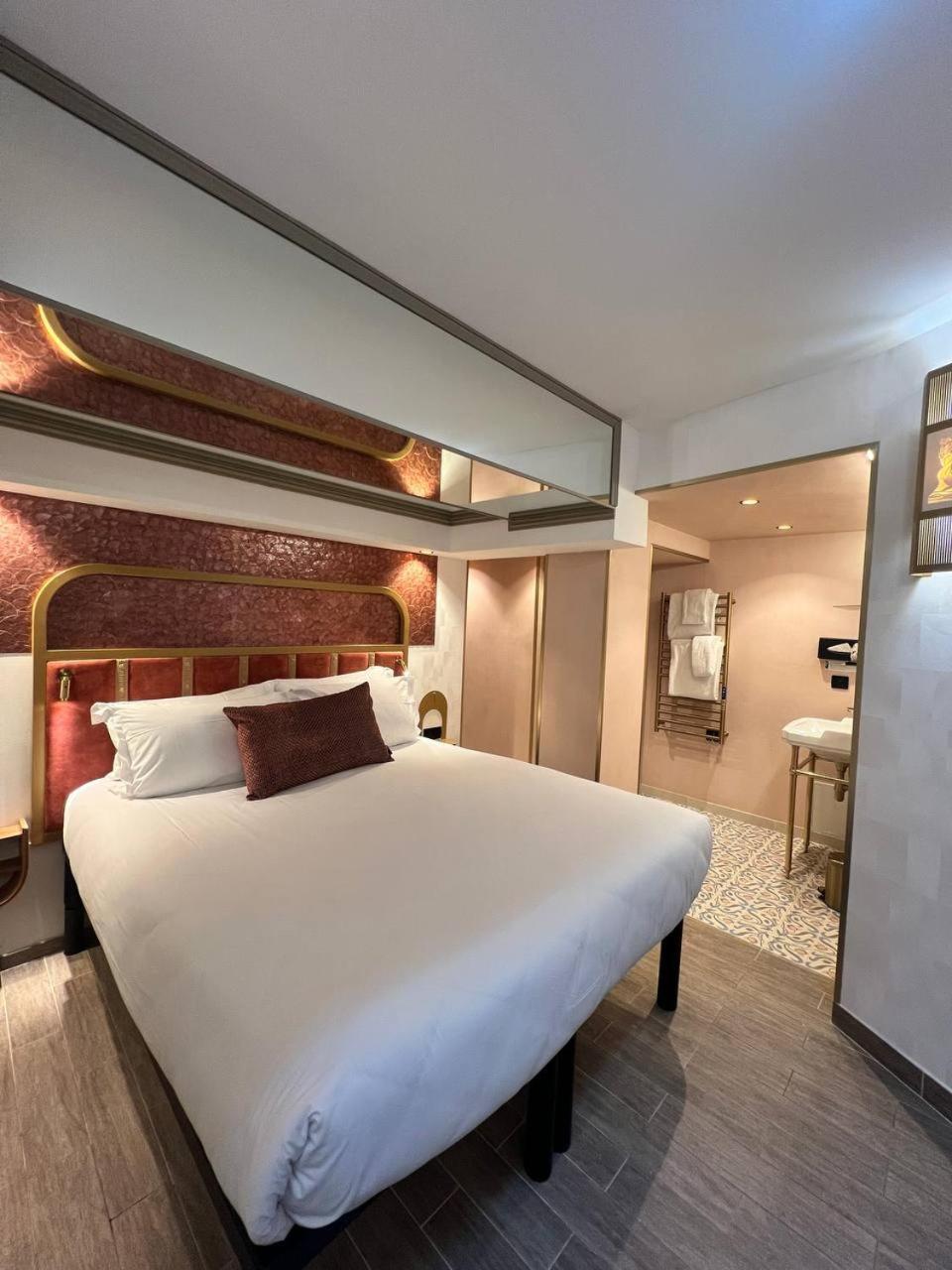 Du Cadran 4* Parigi